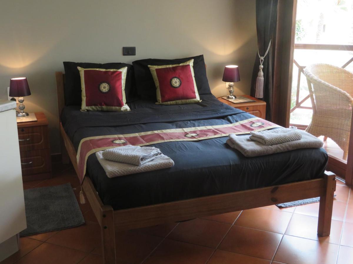 Adults Only Beachfront 1 Bed Studio Apartment In Porto Antigo 2 Santa Maria Sal With Pool Free Wifi & Aircon Ideal Long Stays מראה חיצוני תמונה