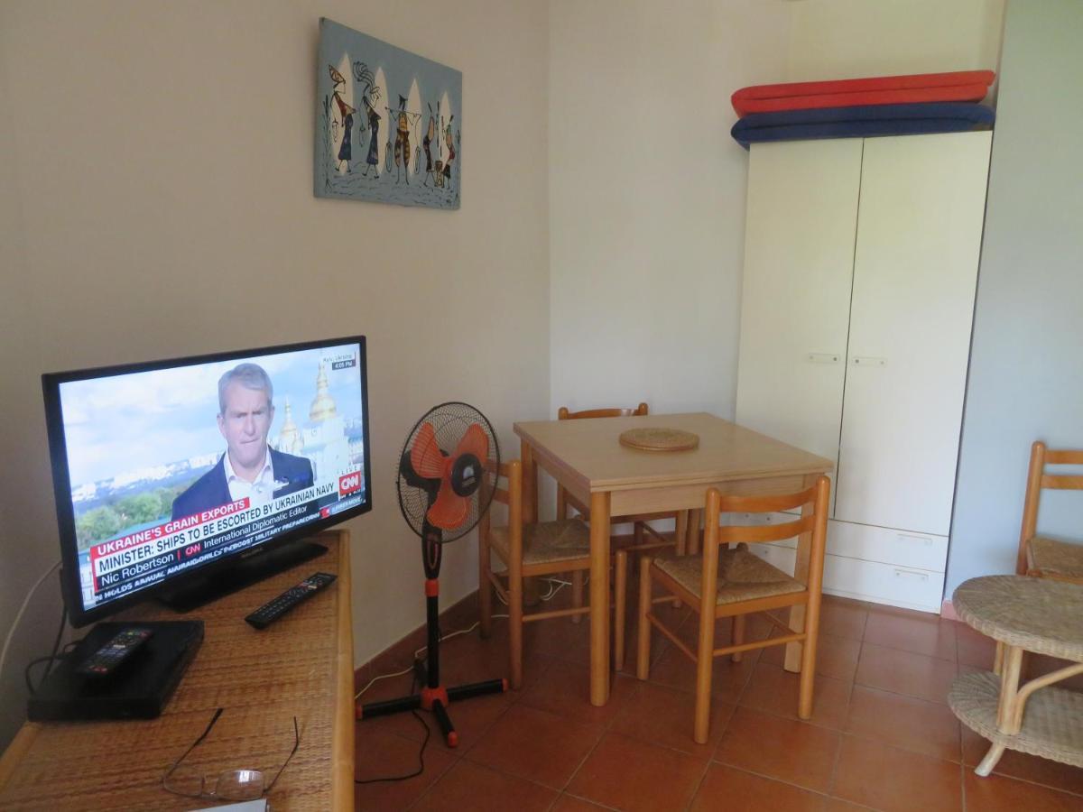 Adults Only Beachfront 1 Bed Studio Apartment In Porto Antigo 2 Santa Maria Sal With Pool Free Wifi & Aircon Ideal Long Stays מראה חיצוני תמונה